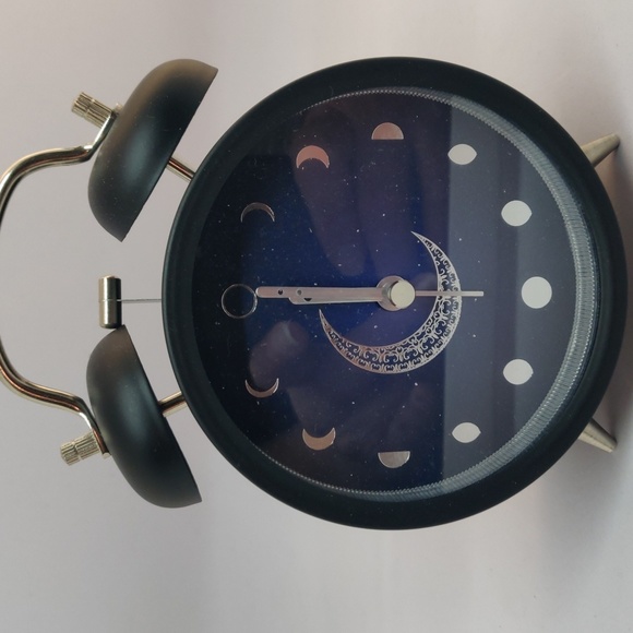 Moon Phase Alarm Clock - Picture 4 of 9